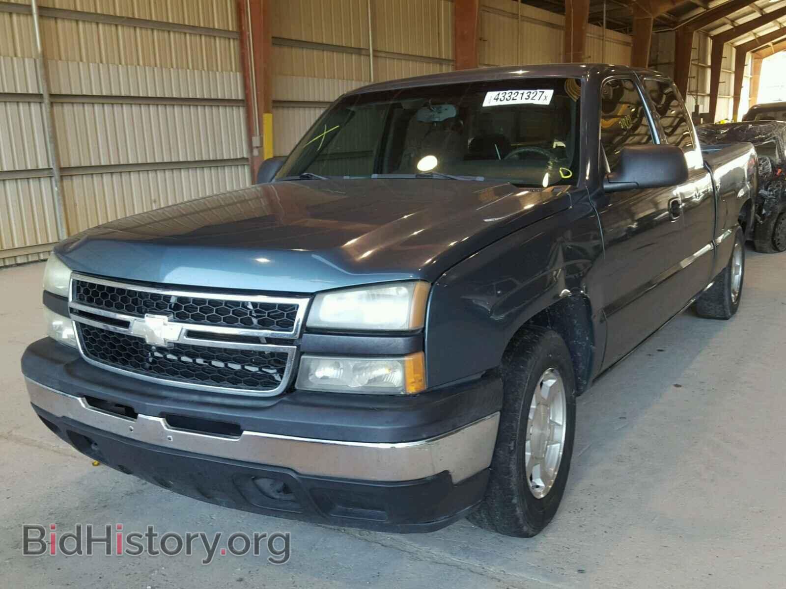 2006 CHEVROLET SILVERADO - VIN: 1GCEC19XX6Z299889 - Фото 2