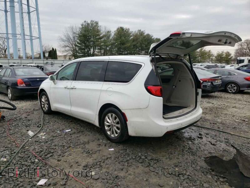 2019 Chrysler PACIFICA (VIN 2C4RC1FG1KR548770) — photo 2 of 14