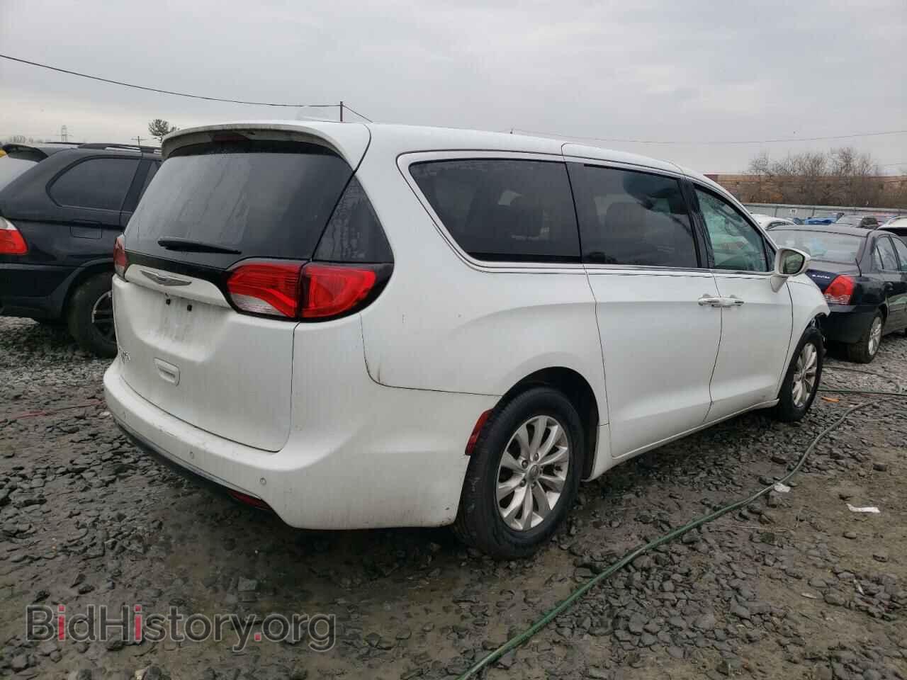 2019 CHRYSLER PACIFICA - VIN: 2C4RC1FG1KR548770 - Photo 3