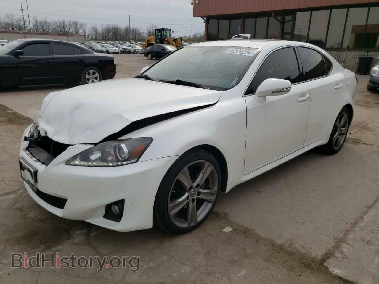 2013 LEXUS IS - VIN: JTHBF5C29D5188722 - Photo 2