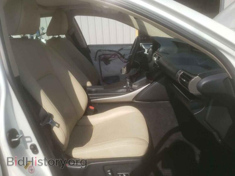 2014 Lexus IS (VIN JTHCF1D20E5002045) — фото 5 из 10