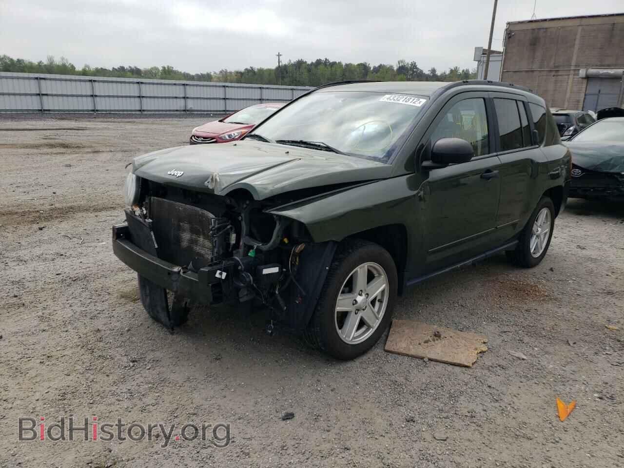 2009 JEEP COMPASS - VIN: 1J4FT47B79D140627 - Photo 2