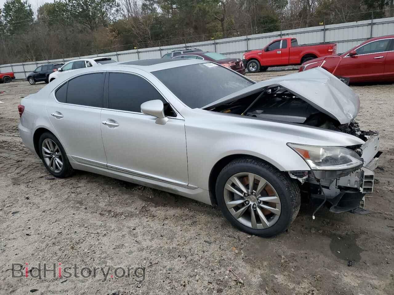 2013 LEXUS LS460 - VIN: JTHCL5EFXD5018821 - Photo 4