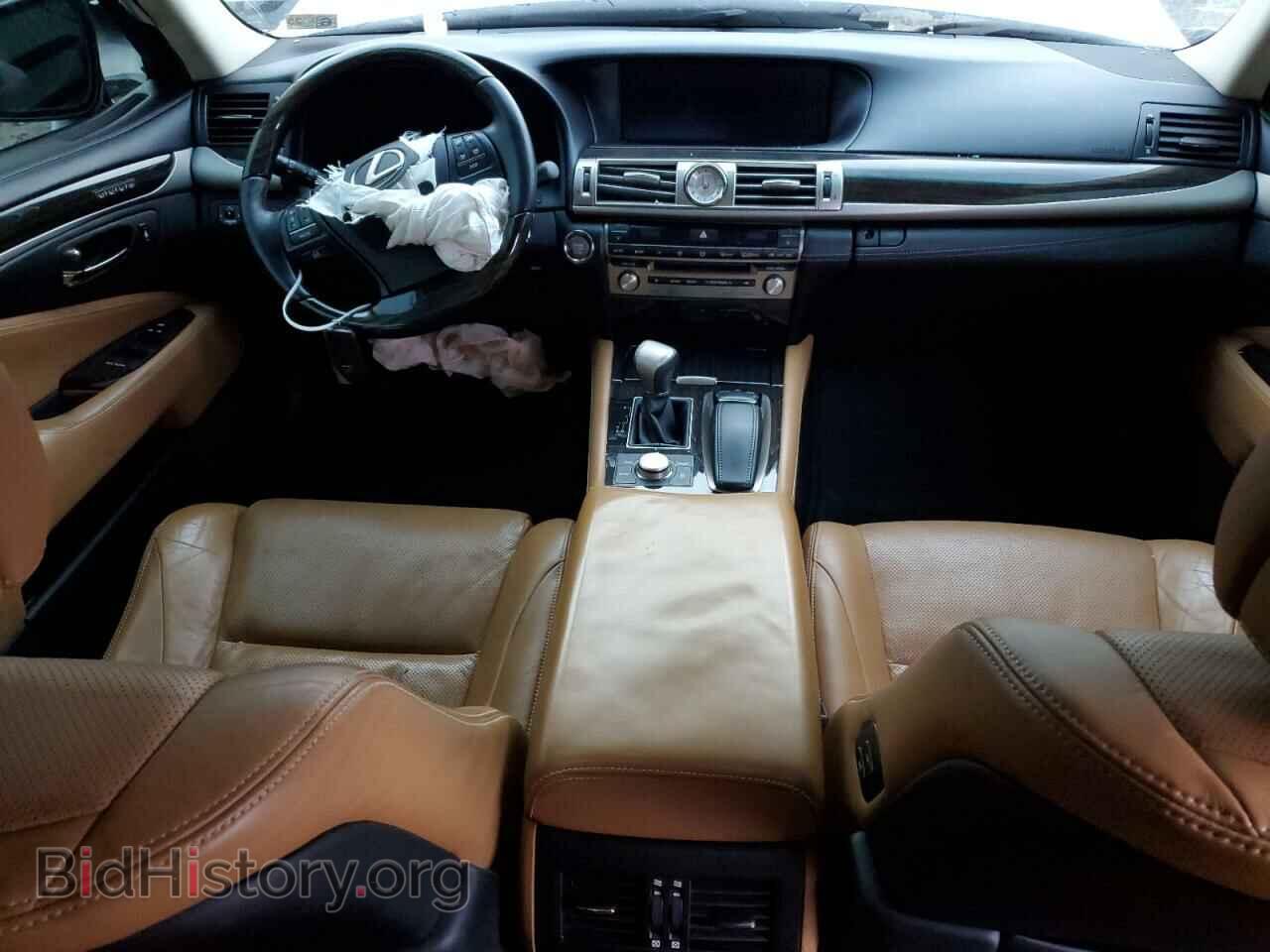 2013 LEXUS LS460 - VIN: JTHCL5EFXD5018821 - Photo 8