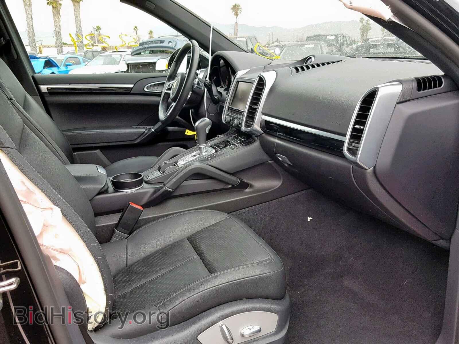 2016 PORSCHE CAYENNE - VIN: WP1AA2A22GLA11425 - Photo 5