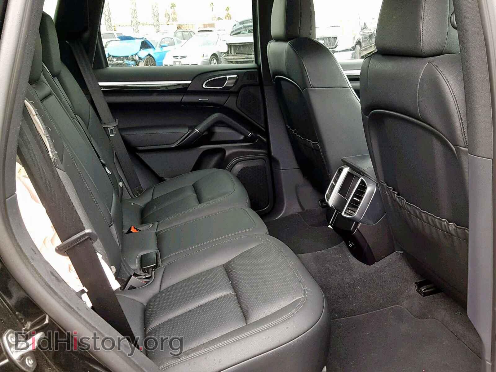 2016 PORSCHE CAYENNE - VIN: WP1AA2A22GLA11425 - Photo 6