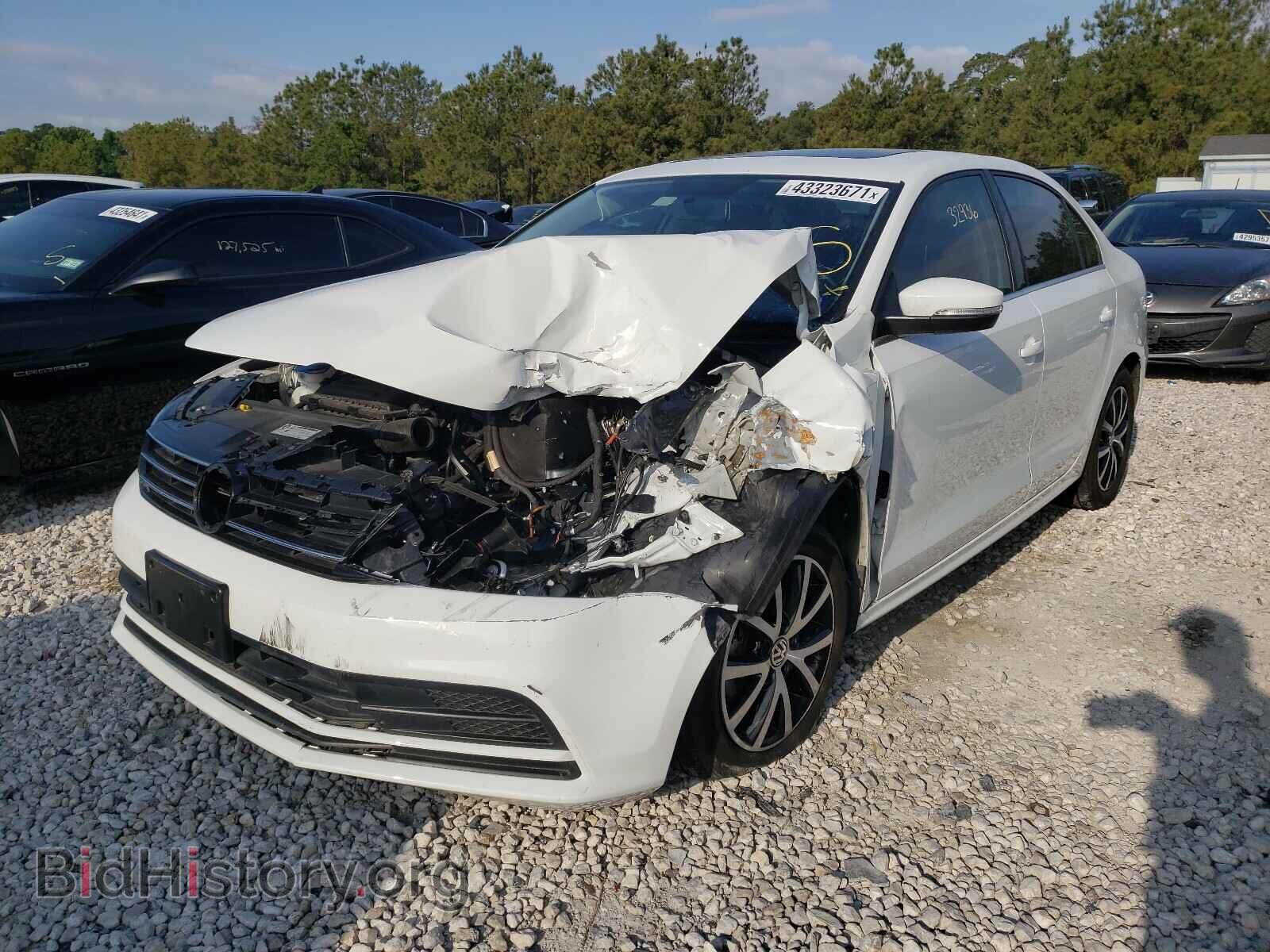 2017 VOLKSWAGEN JETTA - VIN: 3VWDB7AJ0HM332084 - Фото 2