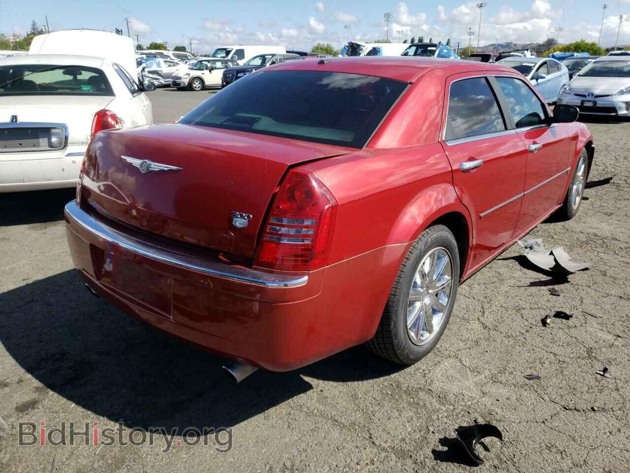 2007 CHRYSLER 300 - VIN: 2C3KA63H27H698132 - Фото 4