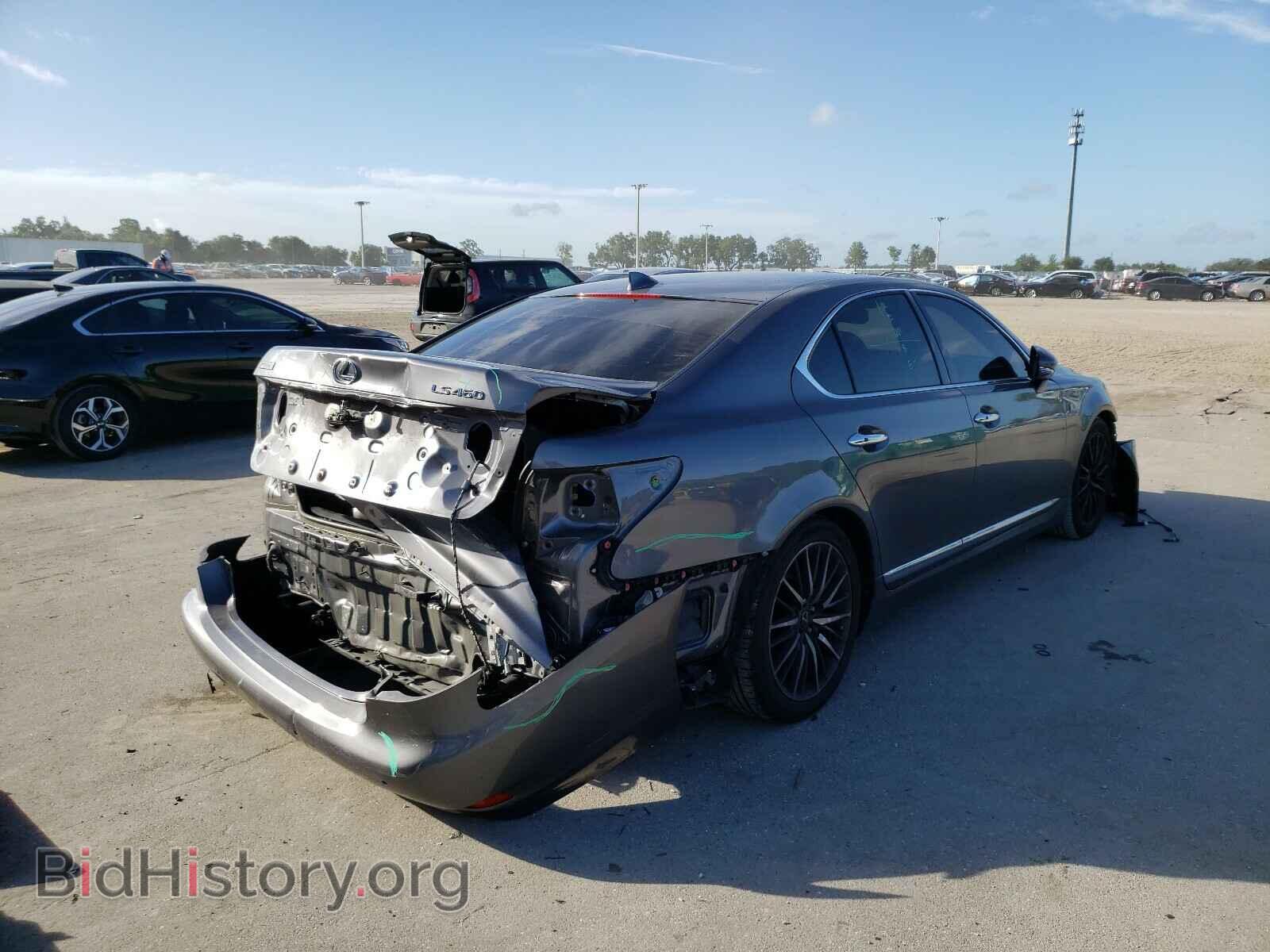 2015 LEXUS LS460 - VIN: JTHBL5EF2F5133637 - Photo 4