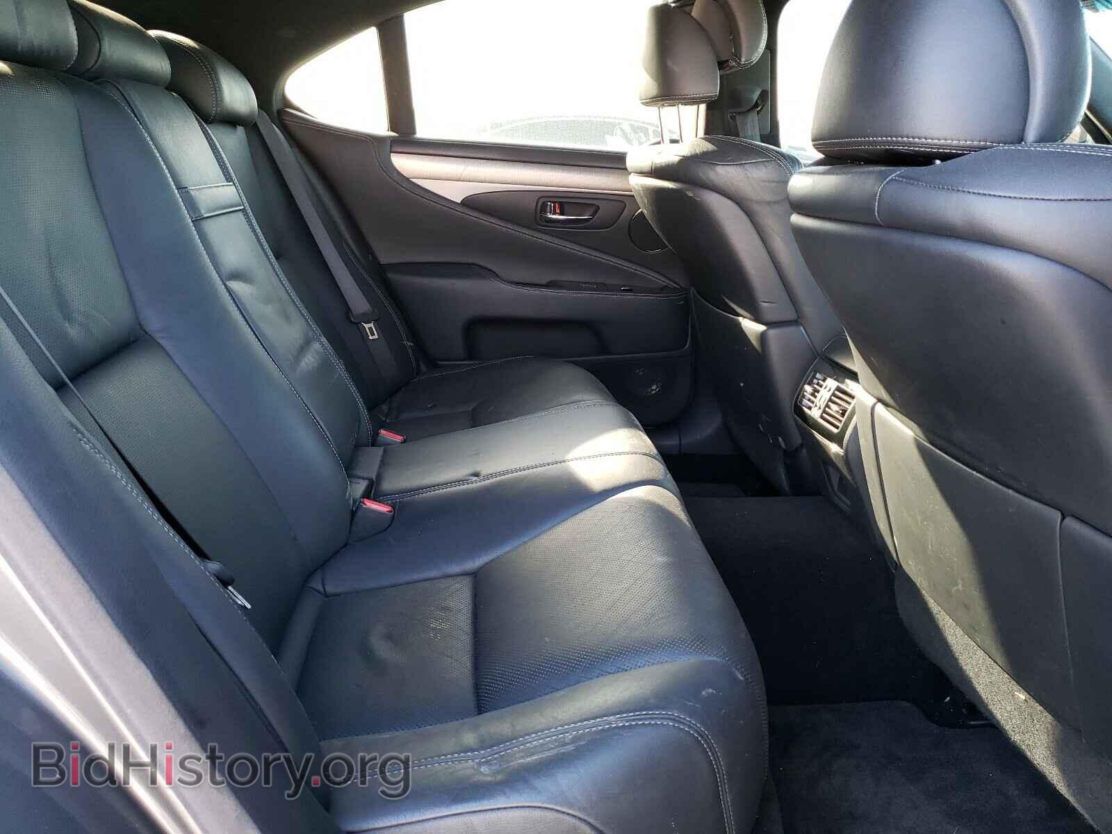 2015 LEXUS LS460 - VIN: JTHBL5EF2F5133637 - Photo 6