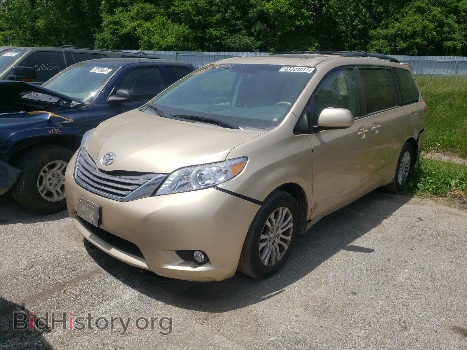 2012 TOYOTA SIENNA - VIN: 5TDYK3DC7CS267043 - Фото 2