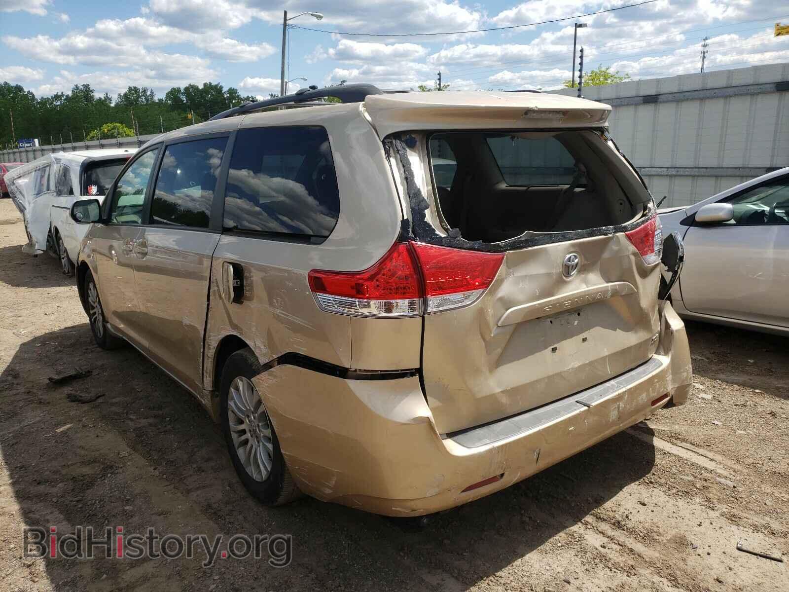 2012 TOYOTA SIENNA - VIN: 5TDYK3DC7CS267043 - Фото 3