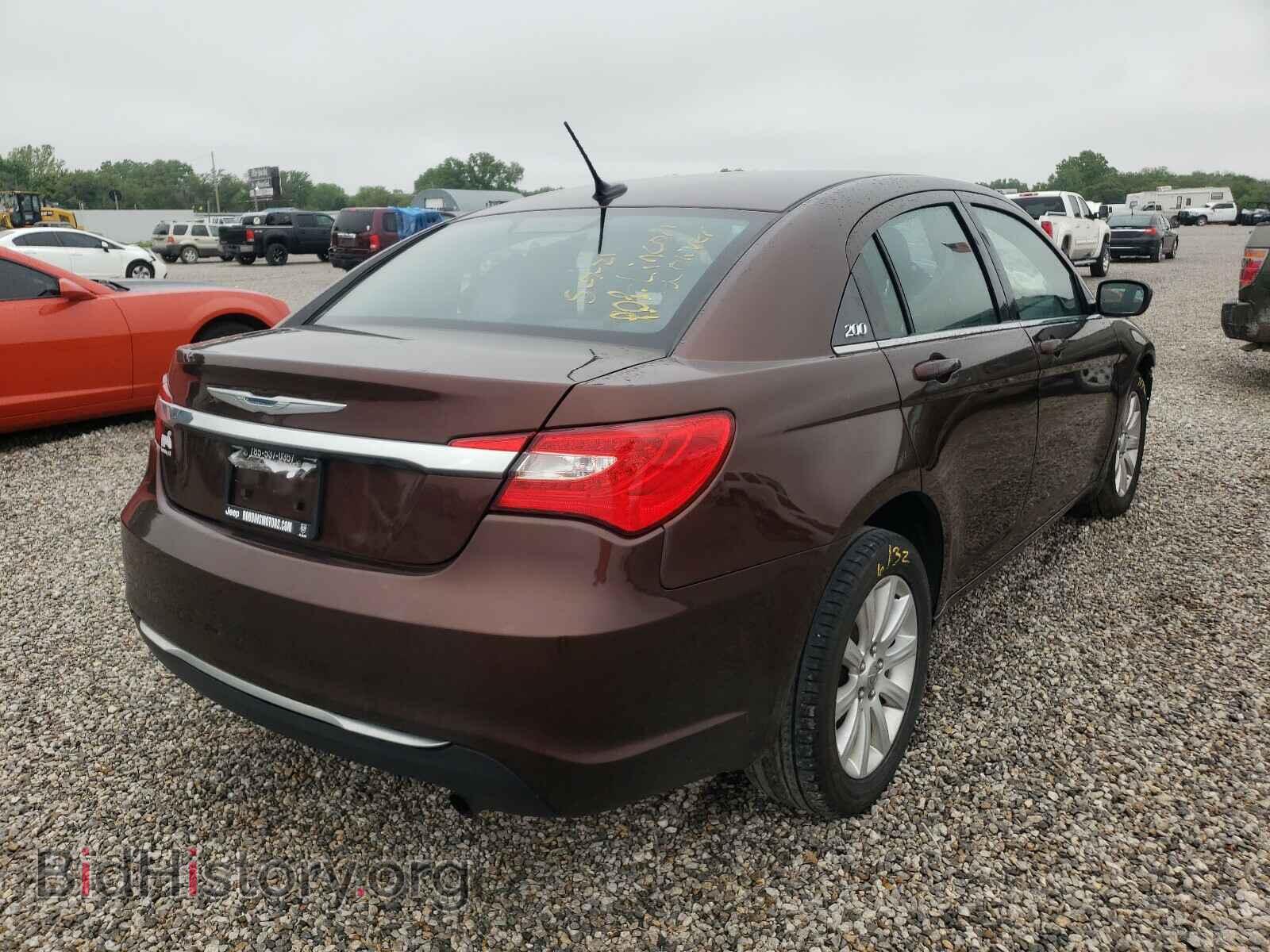 2013 CHRYSLER 200 - VIN: 1C3CCBBB2DN599835 - Фото 4