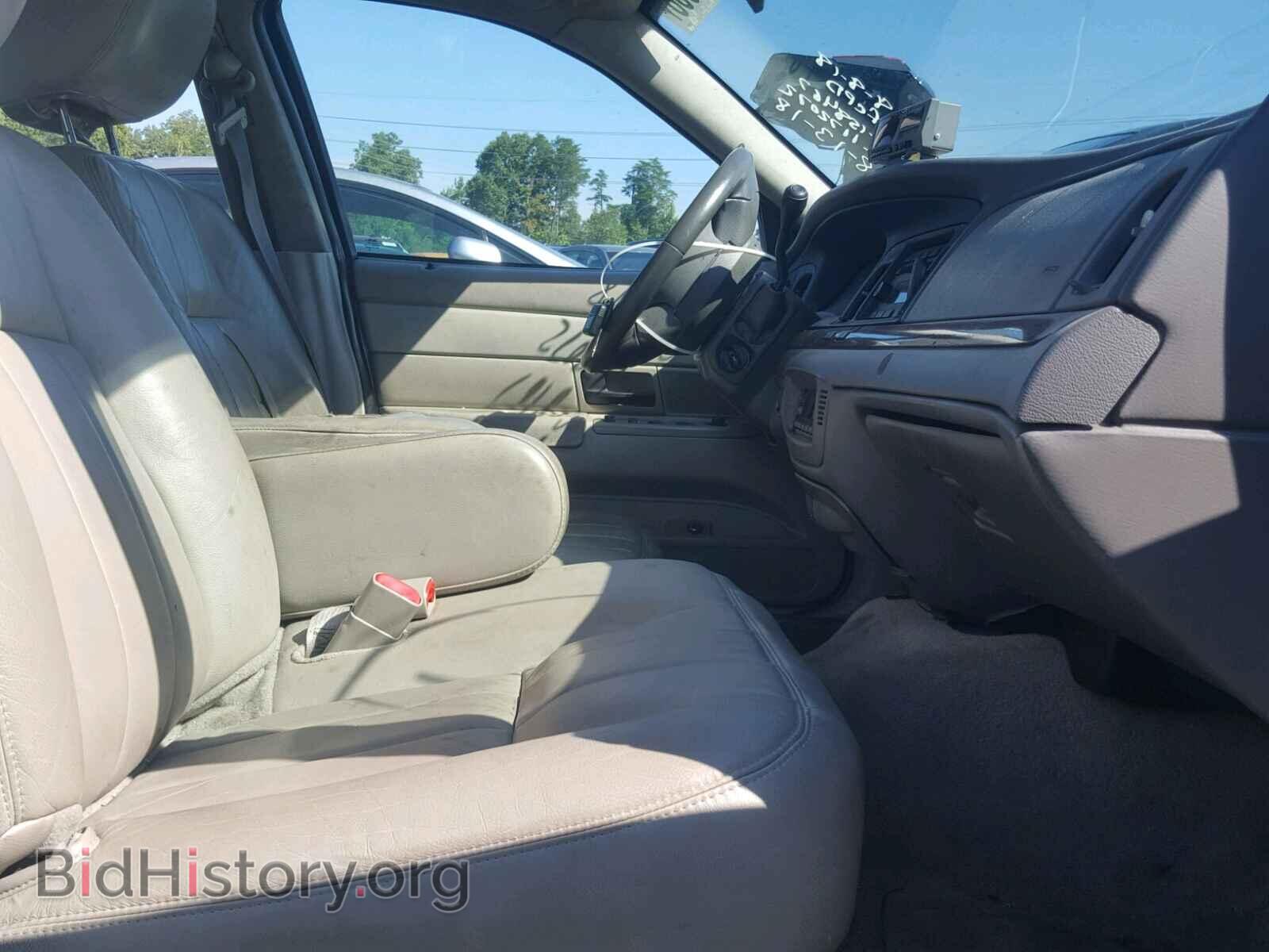 2011 FORD CROWN VIC - VIN: 2FABP7EV8BX158467 - Фото 5