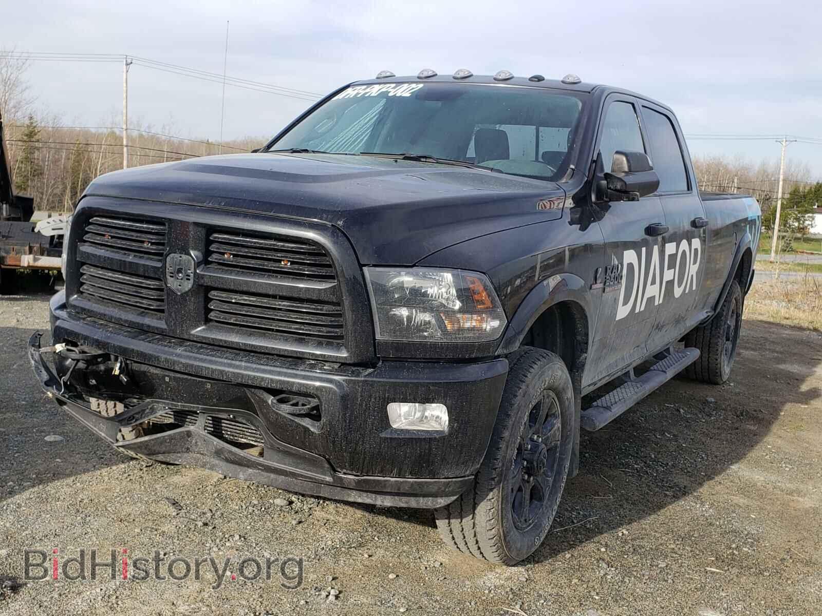 Photo 3C6UR5JL2HG758644 - RAM 2500 2017