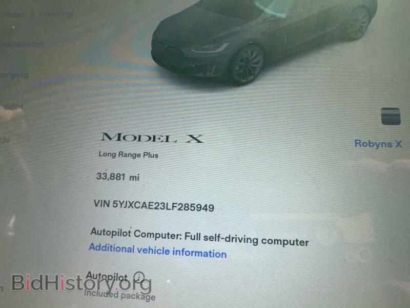 2020 Tesla MODEL X (VIN 5YJXCAE23LF285949) — photo 9 of 13