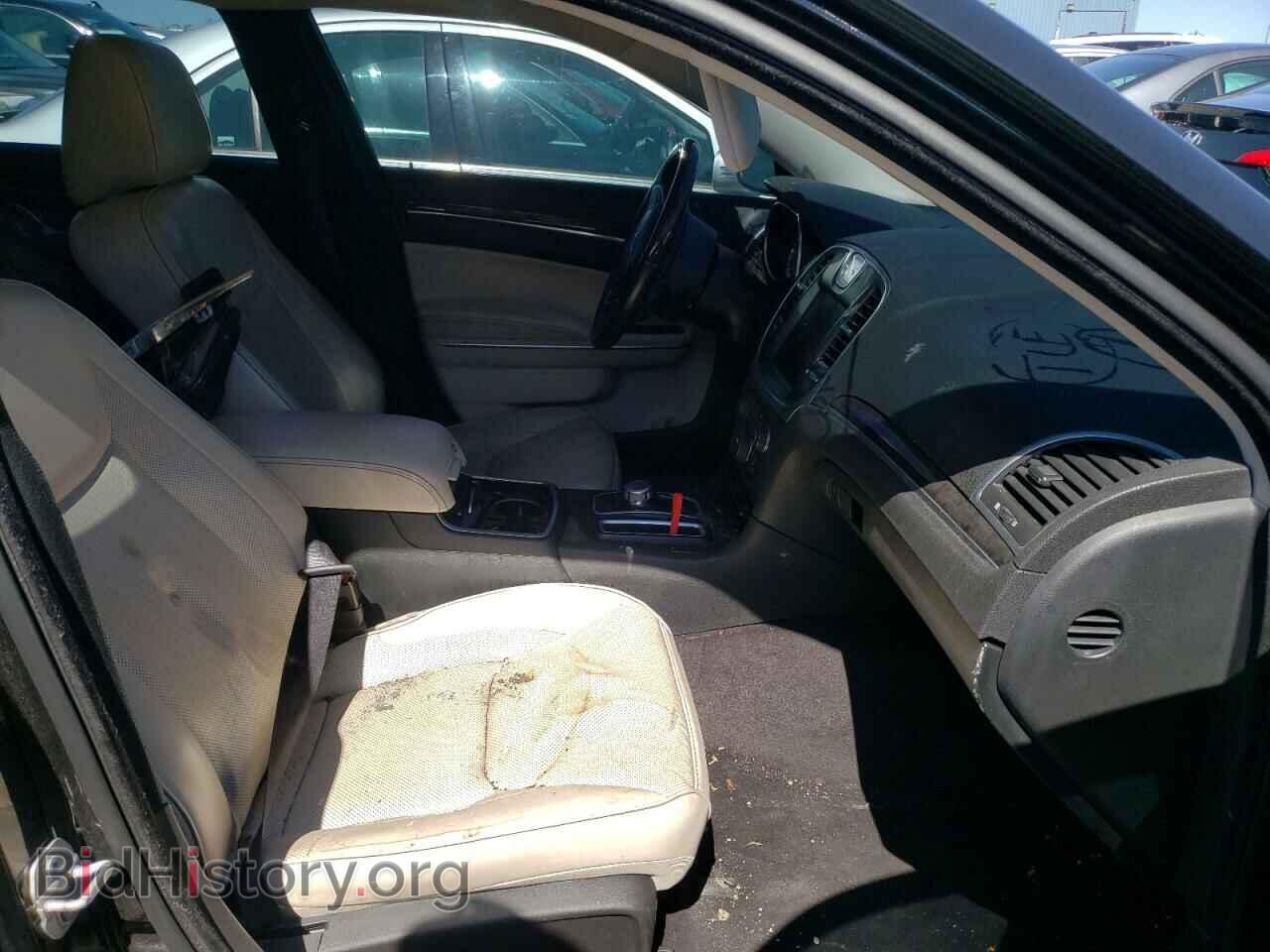 2016 CHRYSLER 300 - VIN: 2C3CCAEG9GH273383 - Фото 5