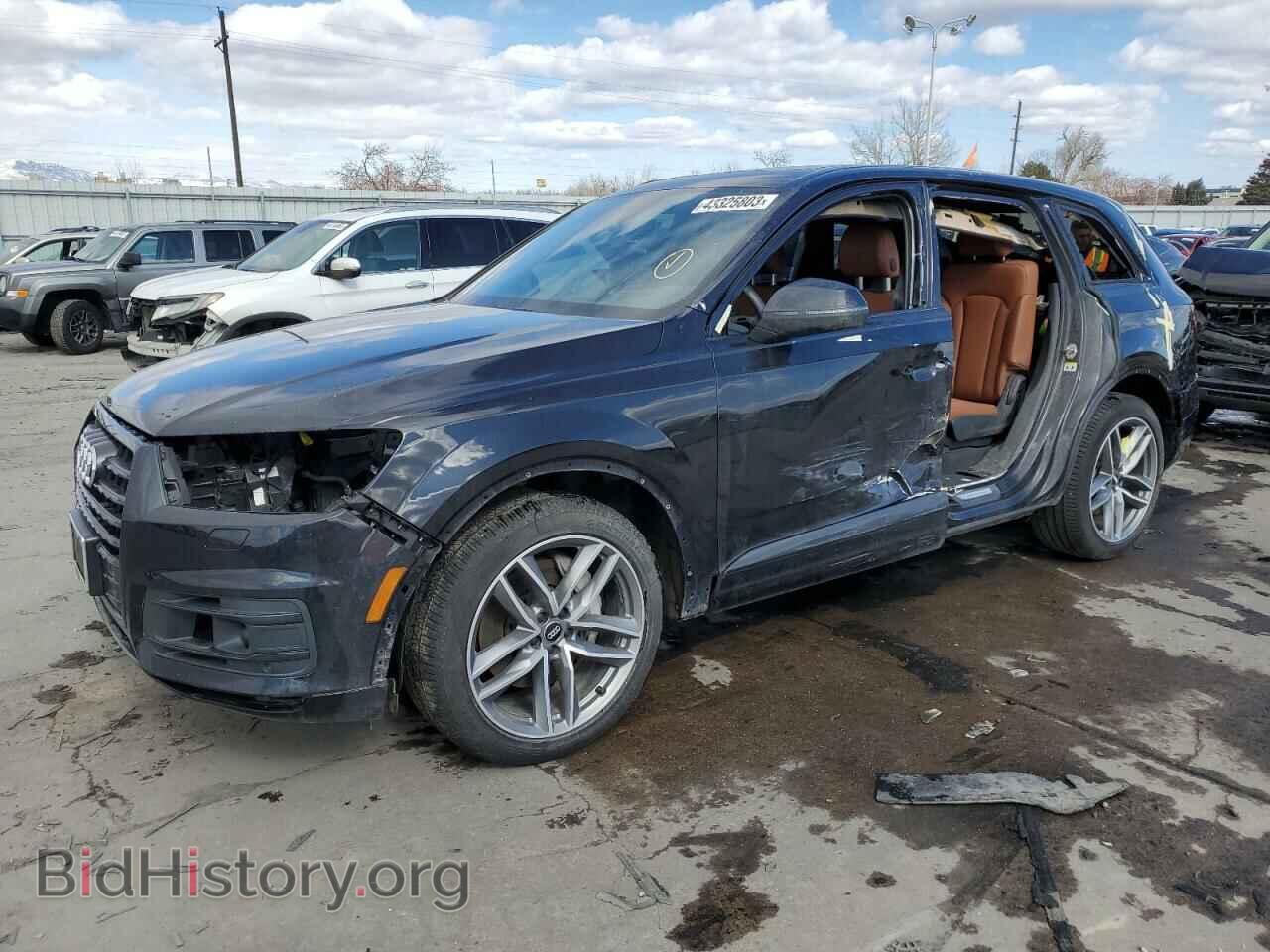 Photo WA1VAAF7XJD028762 - AUDI Q7 2018