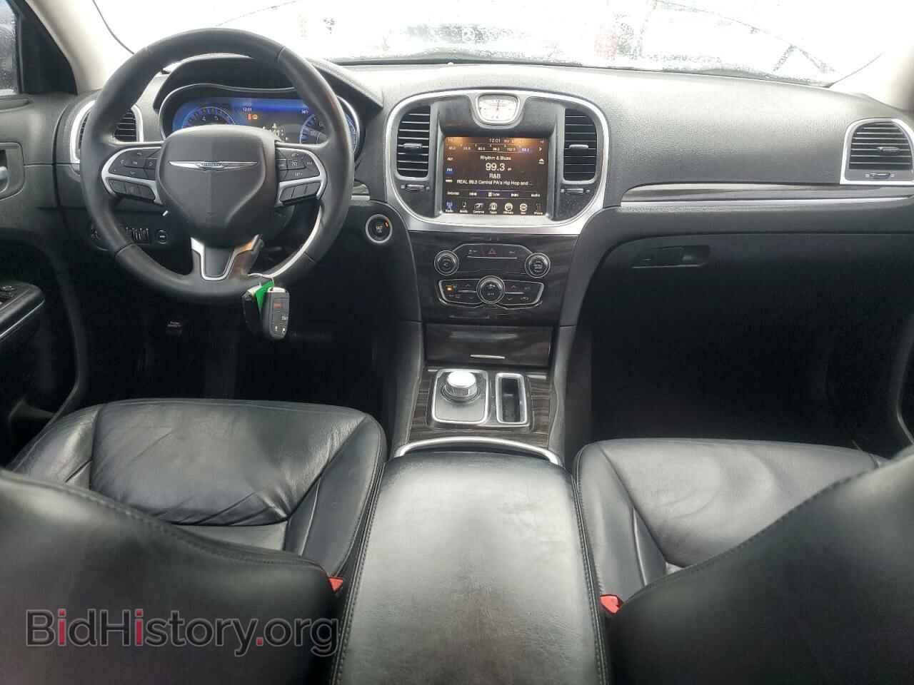 2015 CHRYSLER 300 - VIN: 2C3CCAAG0FH930530 - Фото 8