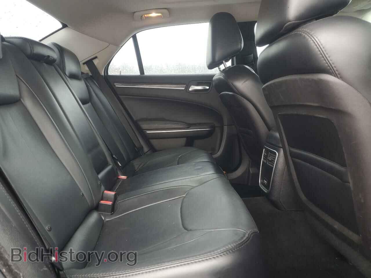 2015 CHRYSLER 300 - VIN: 2C3CCAAG0FH930530 - Фото 10