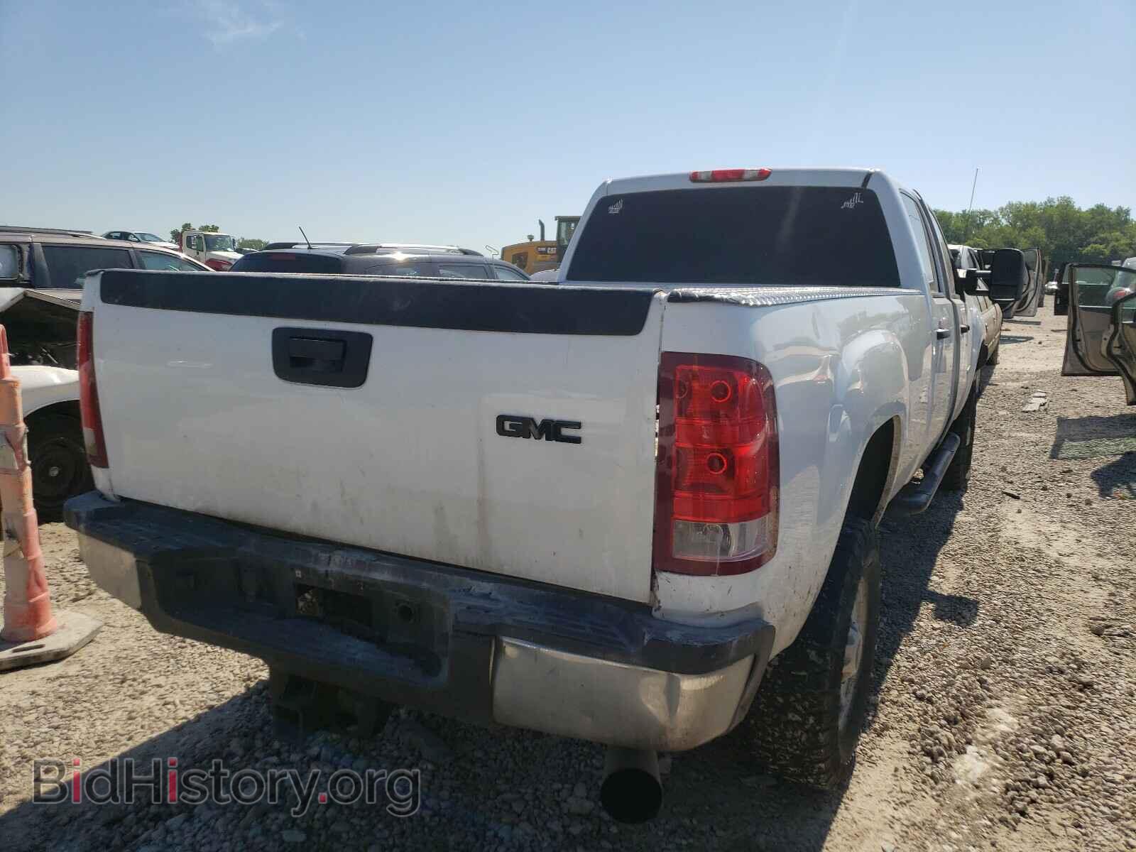 2011 GMC SIERRA - VIN: 1GT12ZC88BF181532 - Фото 4