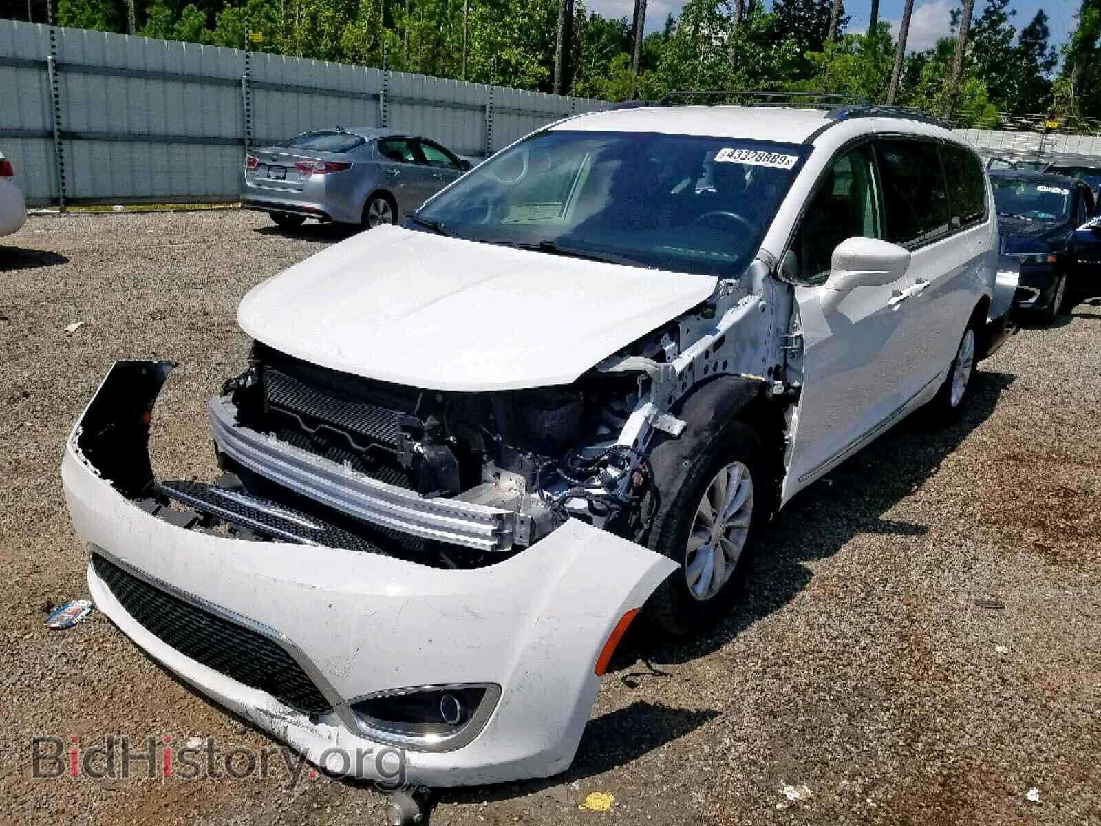 2018 CHRYSLER PACIFICA T - VIN: 2C4RC1BG4JR112113 - Photo 2