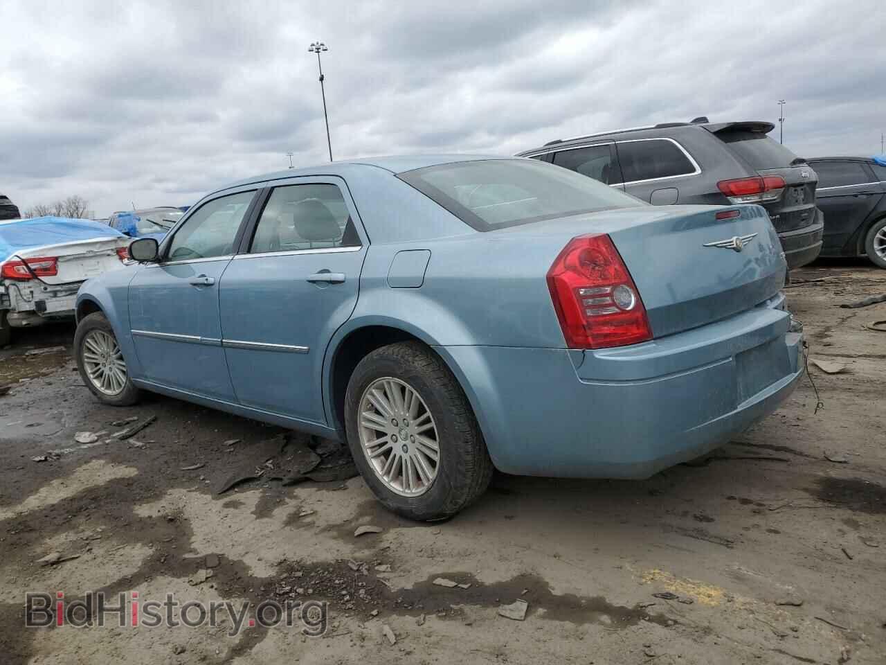 2009 CHRYSLER 300 - VIN: 2C3KA43D49H564856 - Фото 2