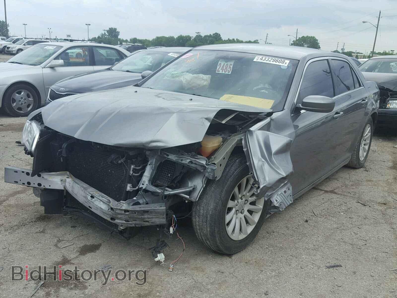 2011 CHRYSLER 300 - VIN: 2C3CA4CG7BH538594 - Photo 2