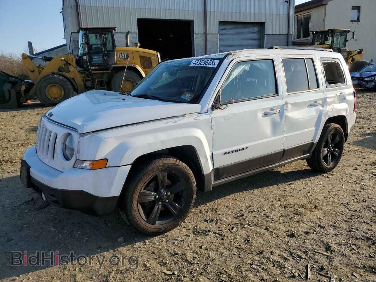 Фотография 1C4NJPBAXFD318792 - JEEP PATRIOT 2015