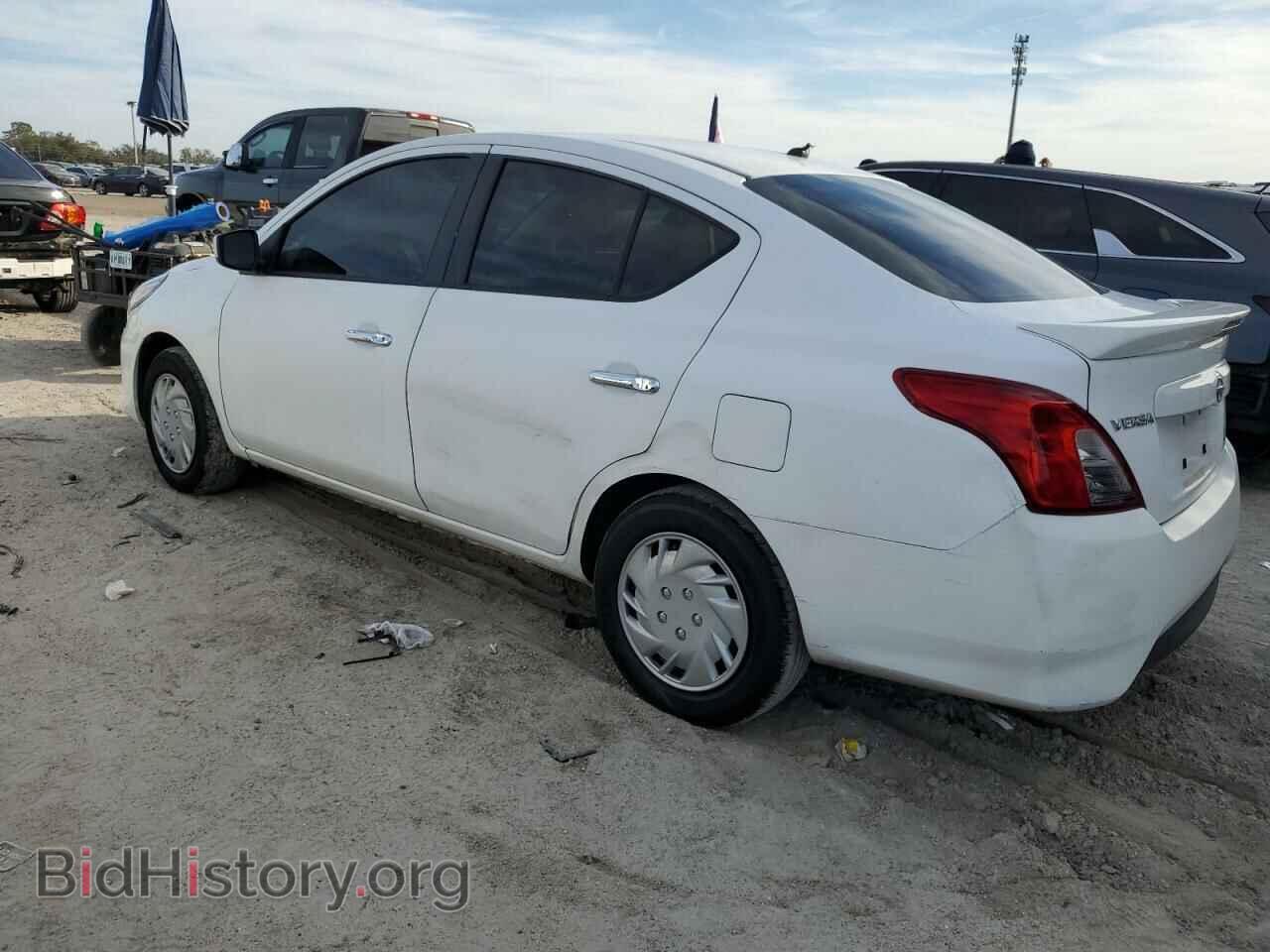 2017 NISSAN VERSA - VIN: 3N1CN7AP1HL848926 - Фото 2