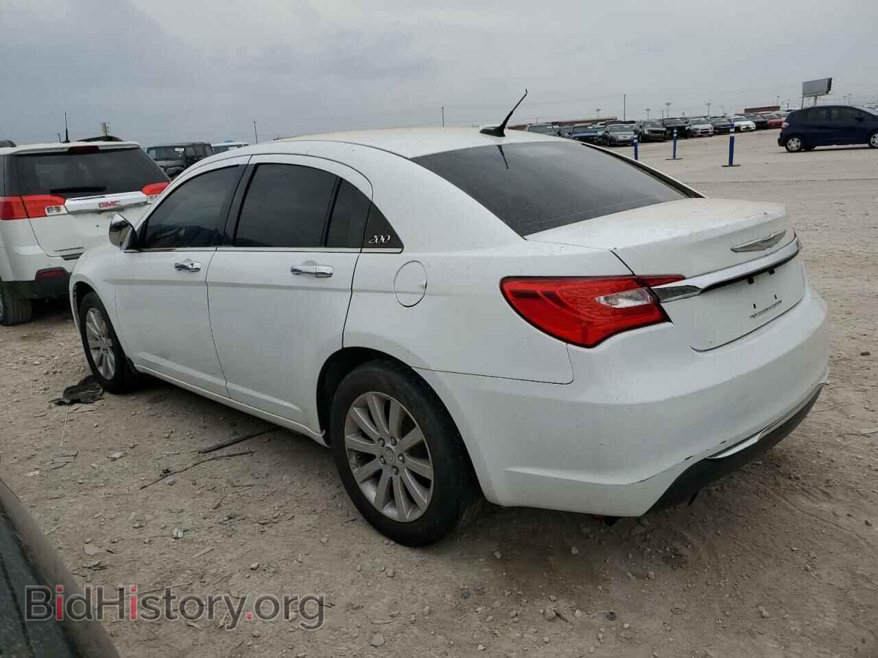 2014 CHRYSLER 200 - VIN: 1C3CCBCG9EN156528 - Фото 2