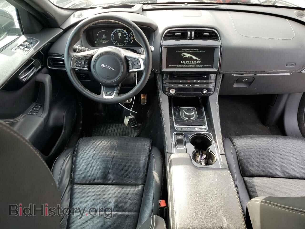 2017 JAGUAR F-PACE - VIN: SADCL2BN1HA085899 - Фото 8
