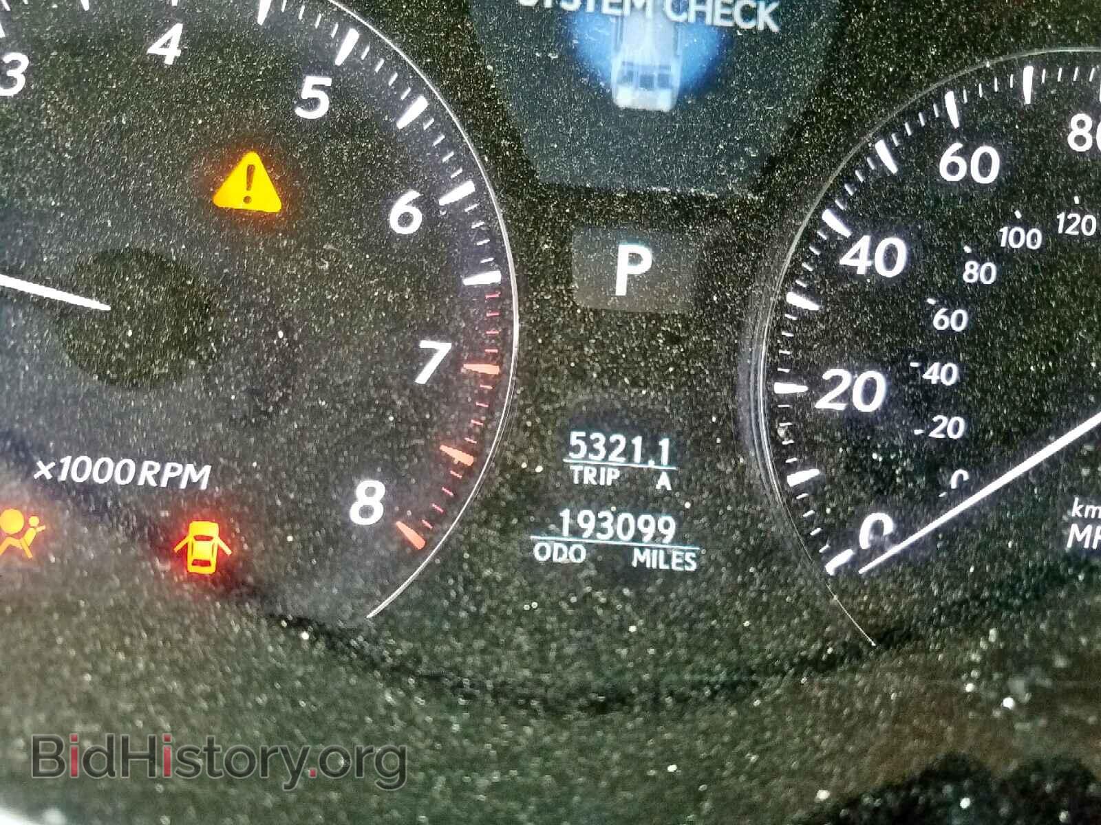 2010 LEXUS LS460 - VIN: JTHCL5EFXA5005790 - Photo 8