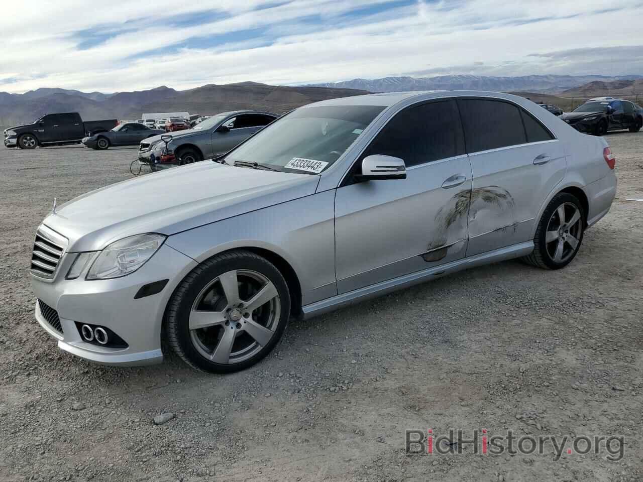 Photo WDDHF5GB3AA040094 - MERCEDES-BENZ E-CLASS 2010