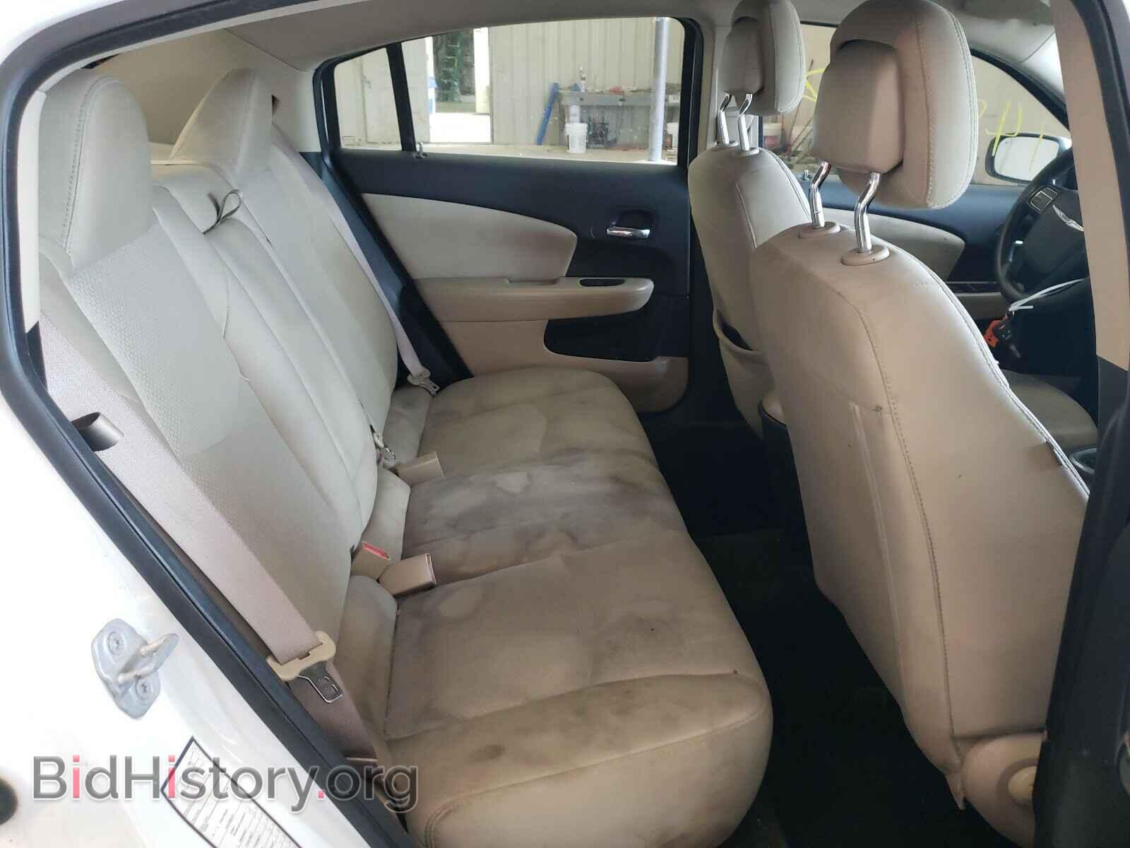 2013 CHRYSLER 200 - VIN: 1C3CCBAB1DN568691 - Фото 6