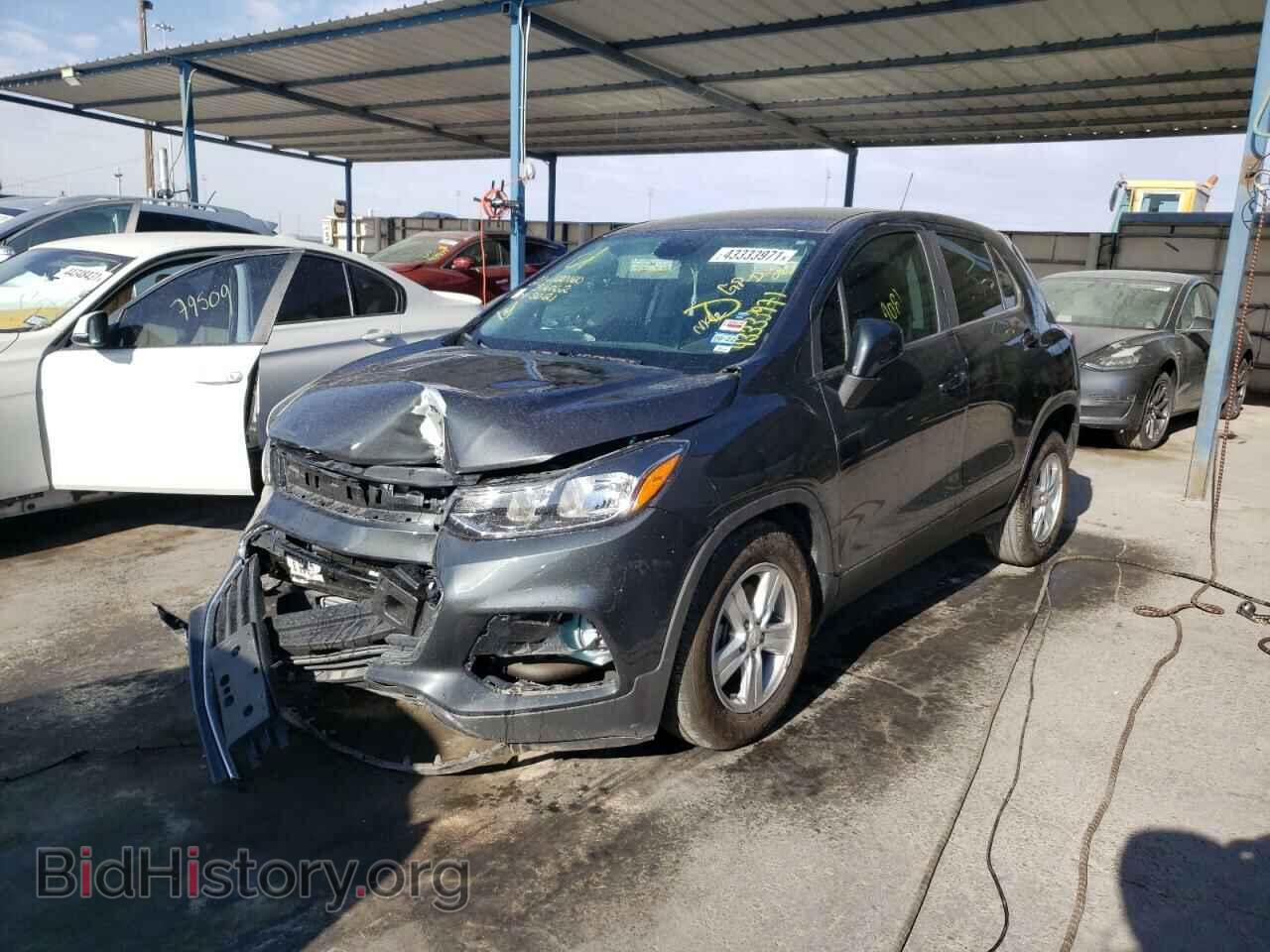 2020 CHEVROLET TRAX - VIN: 3GNCJKSB4LL222057 - Фото 2