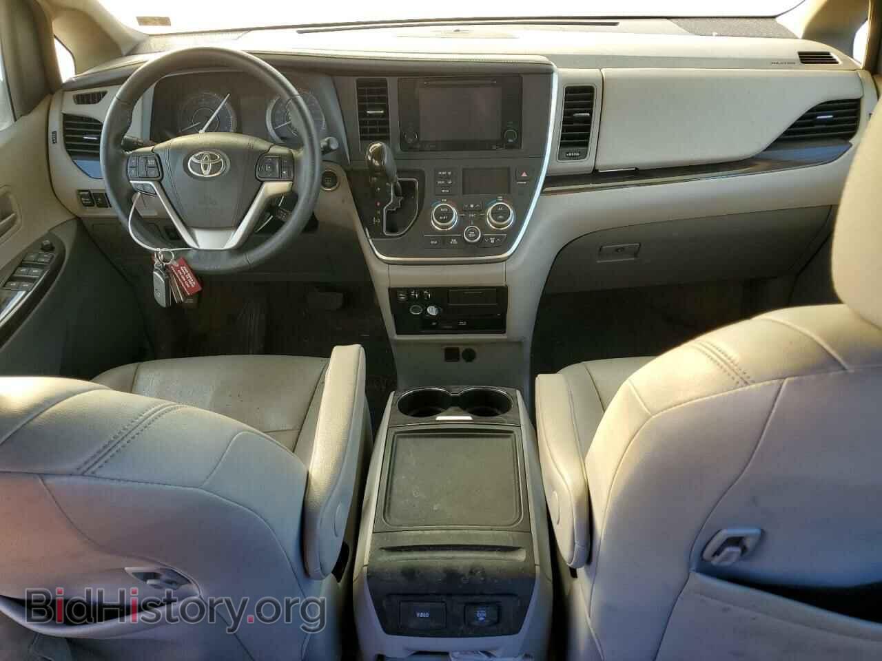 2017 TOYOTA All Models - VIN: 5TDYZ3DCXHS797042 - Фото 8