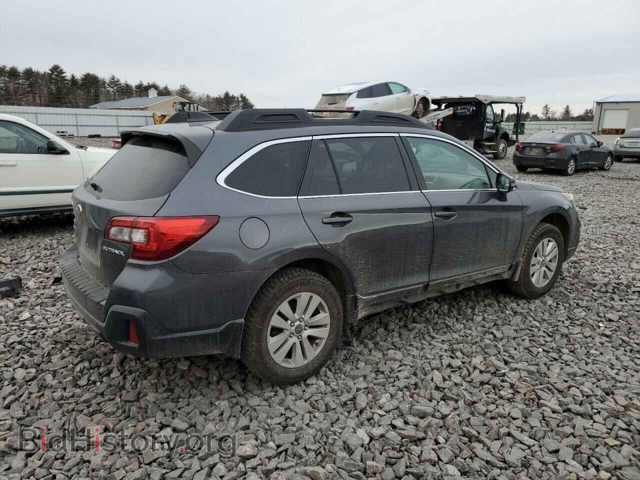 2018 SUBARU OUTBACK - VIN: 4S4BSAFC7J3237333 - Фото 3