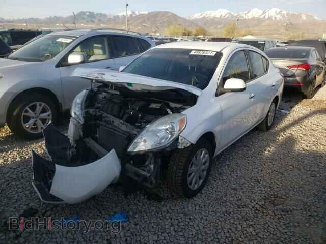 2013 NISSAN VERSA - VIN: 3N1CN7AP2DL890886 - Фото 2