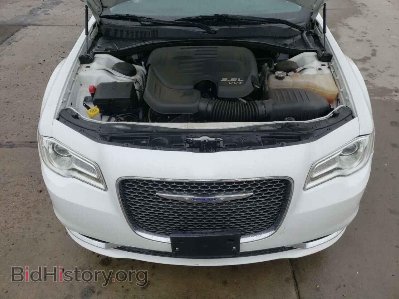 2019 CHRYSLER 300 - VIN: 2C3CCAEG4KH536288 - Фото 7