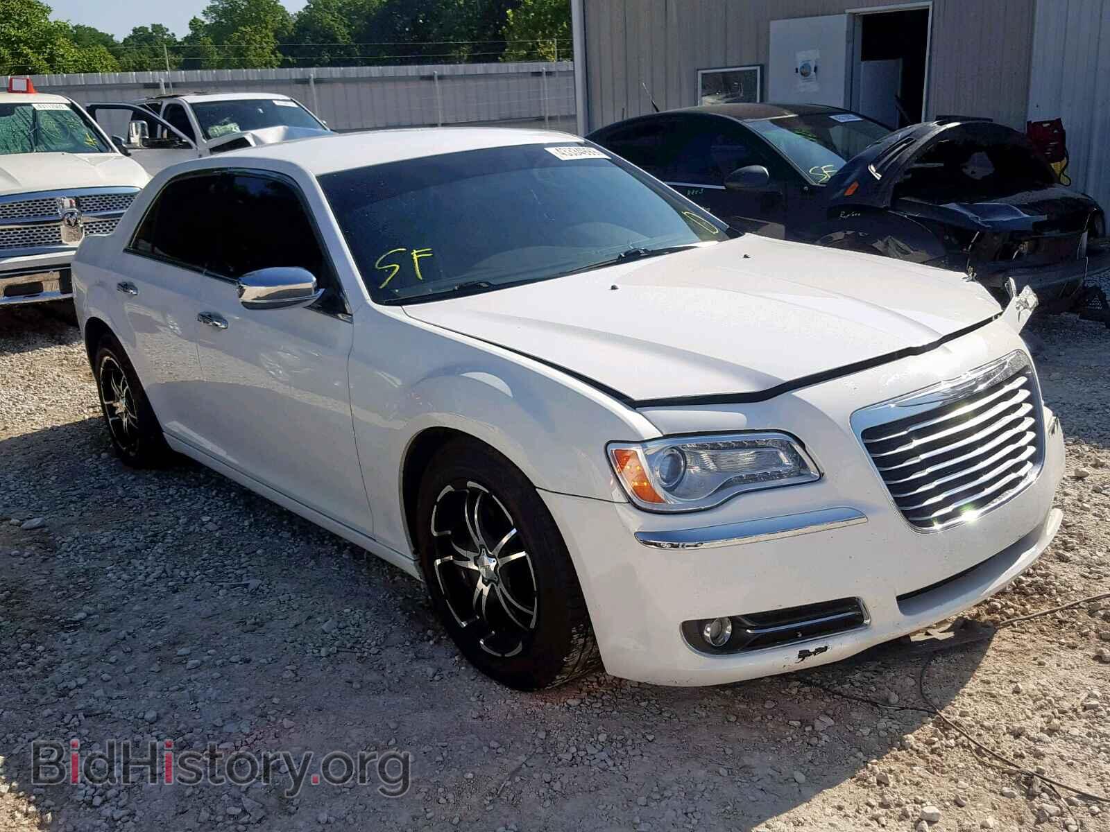 Фотография 2C3CCACG4CH212410 - CHRYSLER 300 2012