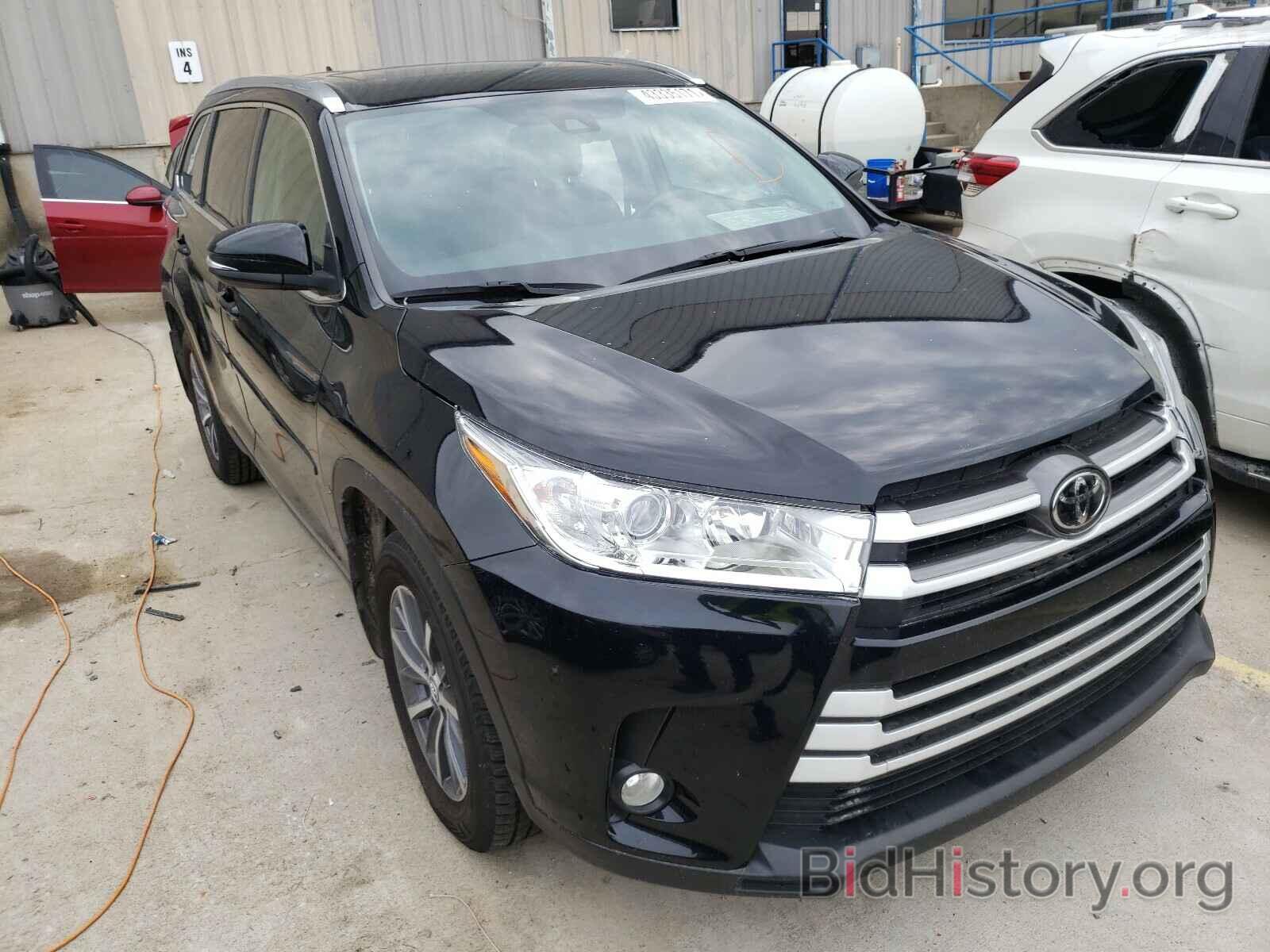 Фотография 5TDJZRFH7KS949296 - TOYOTA HIGHLANDER 2019