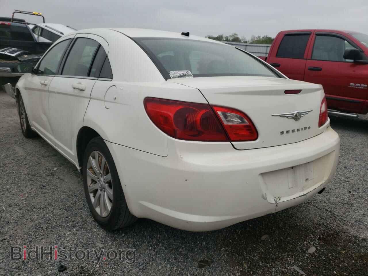 2010 CHRYSLER SEBRING - VIN: 1C3CC5FB6AN234002 - Фото 3