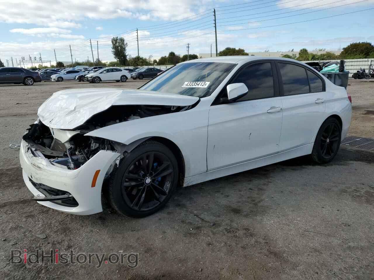 Photo WBA8E1G34HNU16302 - BMW 3 SERIES 2017