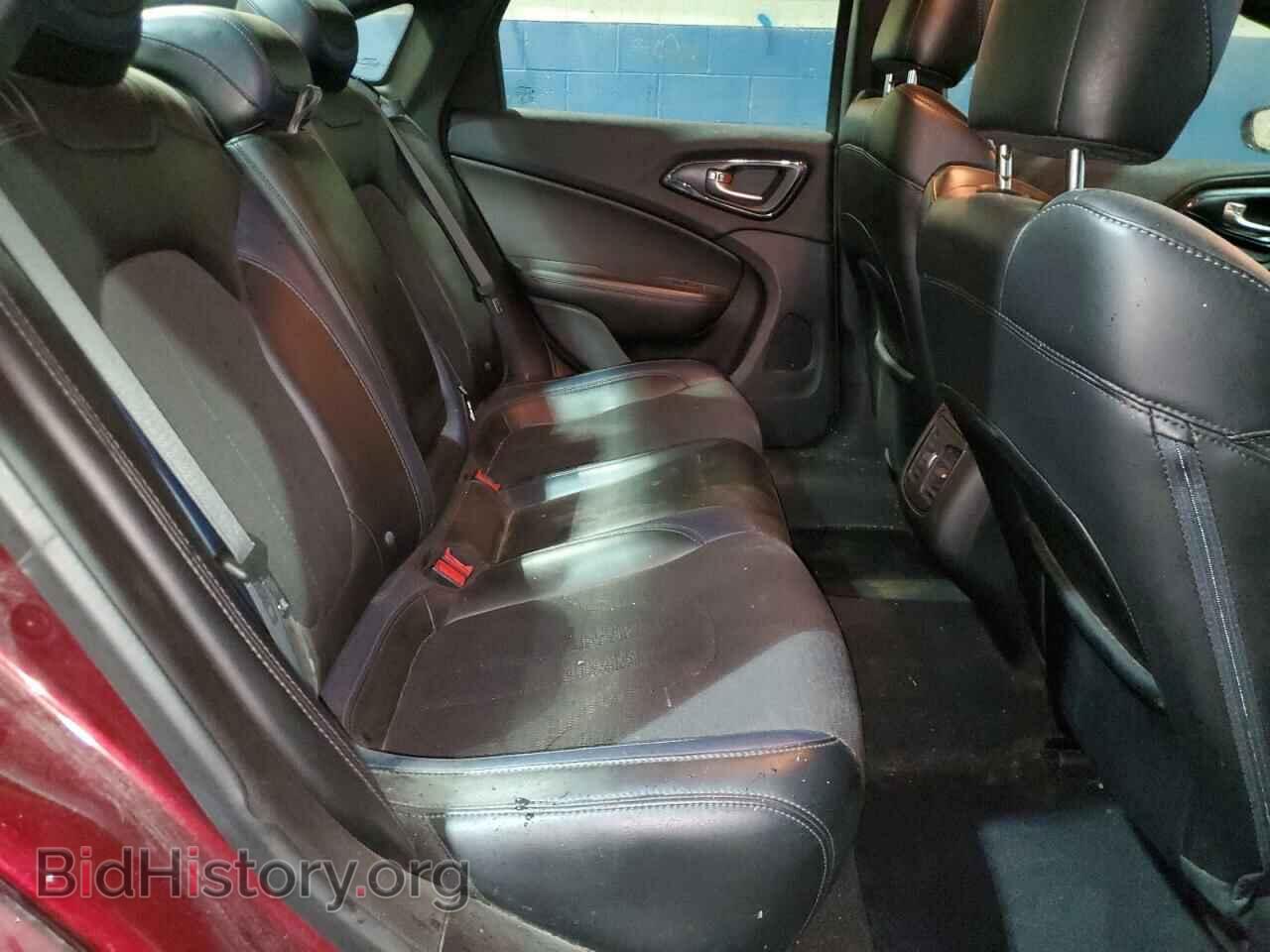 2016 CHRYSLER 200 - VIN: 1C3CCCBB9GN113886 - Фото 10