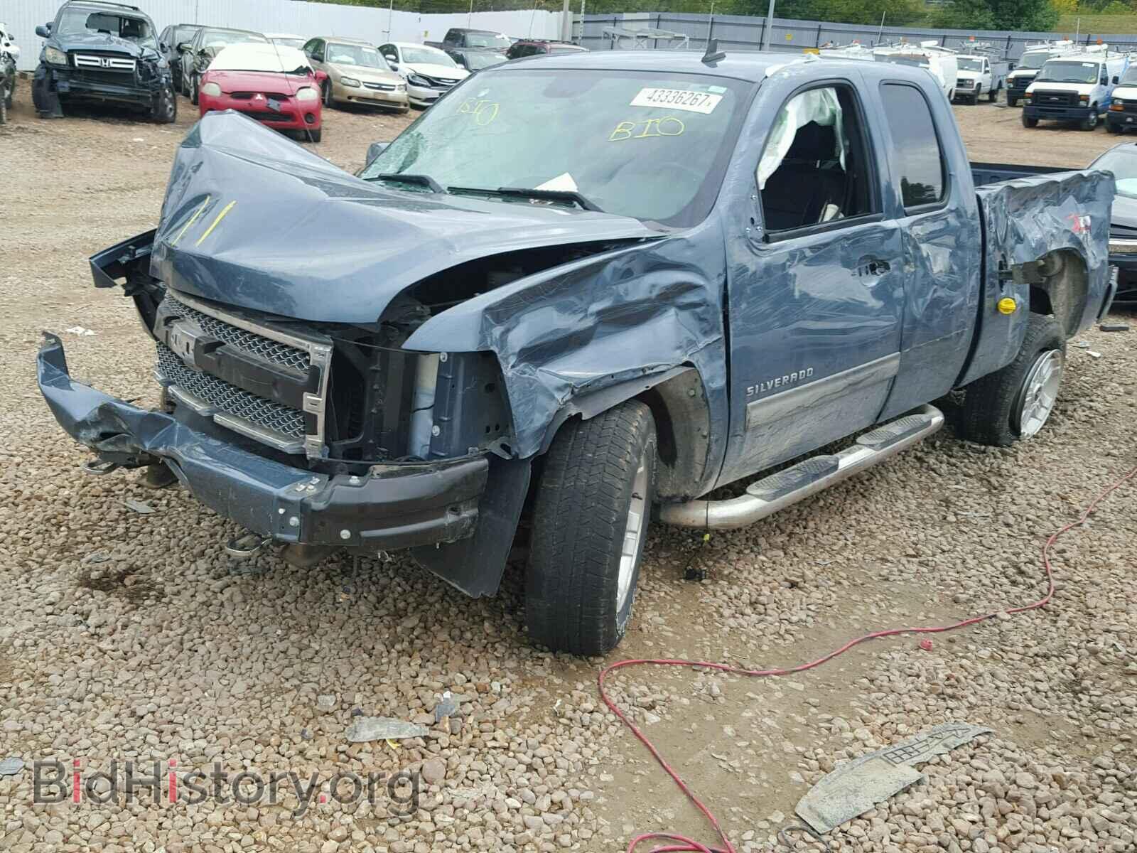 2011 CHEVROLET SILVERADO - VIN: 1GCRKSE33BZ169122 - Фото 2