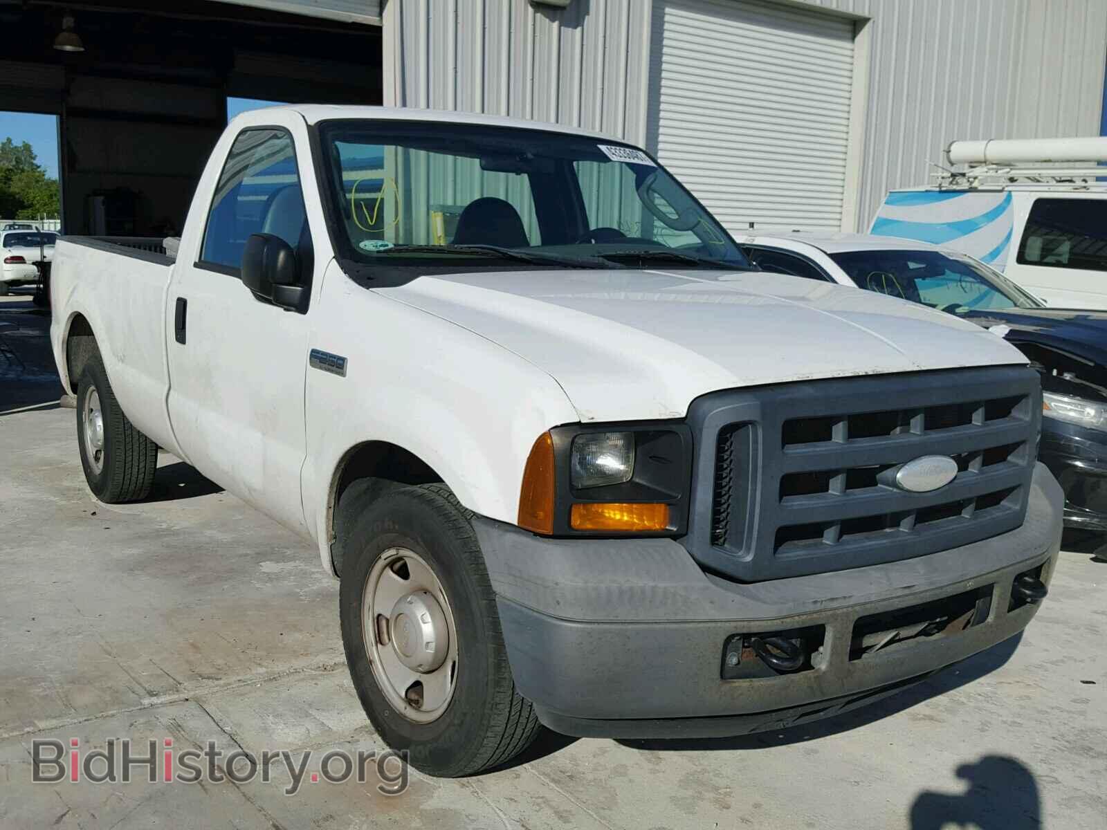 Photo 1FTNF20526EA23903 - FORD F250 2006