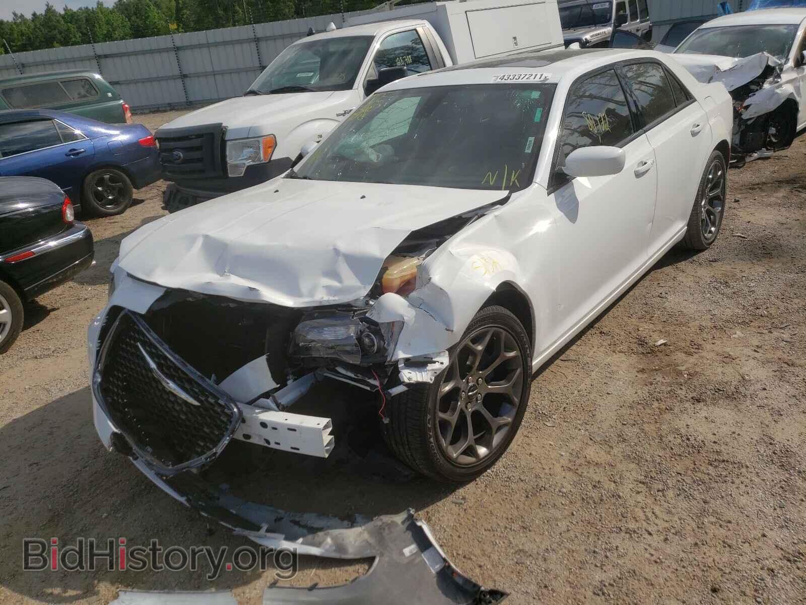 2015 CHRYSLER 300 - VIN: 2C3CCABG8FH887313 - Фото 2