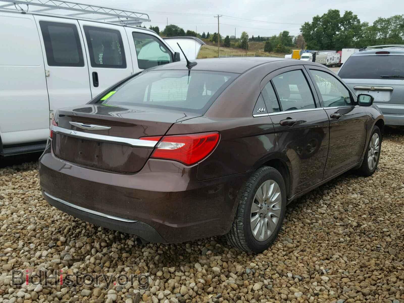 2013 CHRYSLER 200 - VIN: 1C3CCBAB1DN646936 - Photo 4