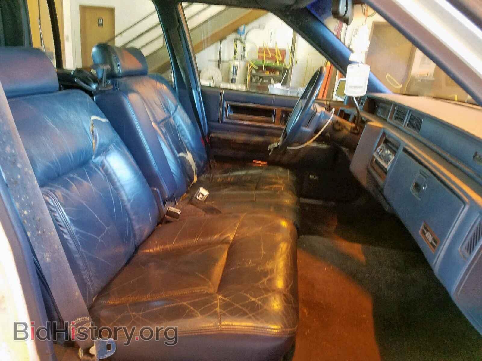 1992 CADILLAC DEVILLE - VIN: 1G6CD53B0N4253916 - Photo 5